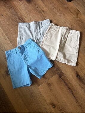 crown & ivy Kids Chino Shorts - Light Blue, Khaki and Light Gray size 6 EUC